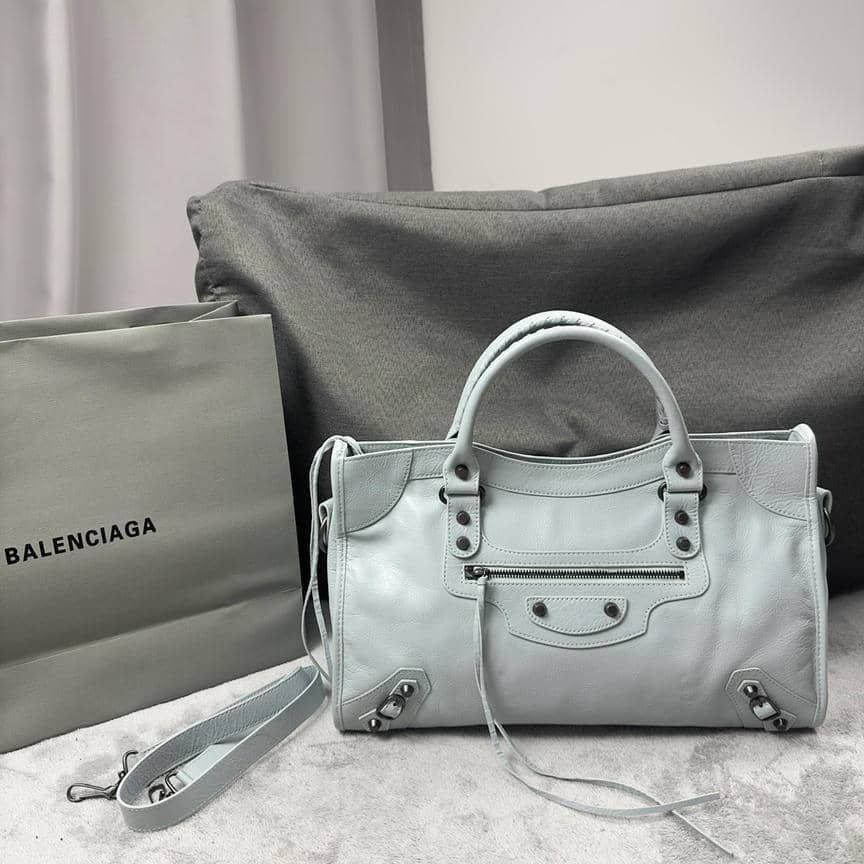 Moto Bag Cracked Leather-7
